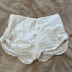 Spell and the Gypsy collective cotton embroidered short shorts size M